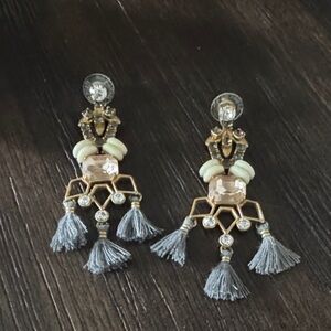 Elegant Stella & Dot Nila Chandelier earrings gold-tone, w stones and tassels.